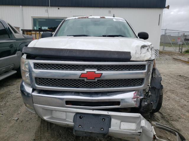 Photo 4 VIN: 3GCPCSE02DG227573 - CHEVROLET SILVERADO 