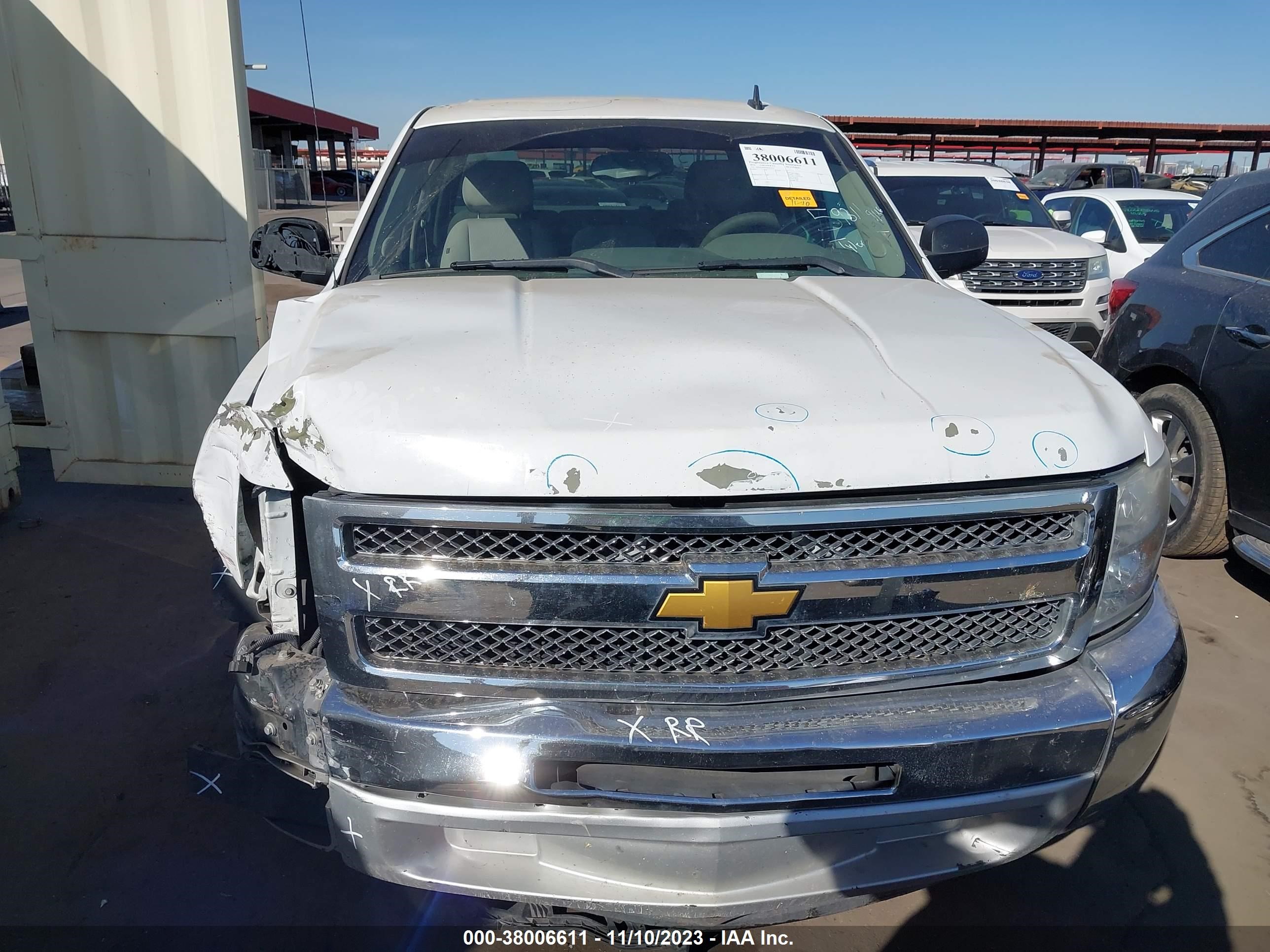 Photo 11 VIN: 3GCPCSE02DG244731 - CHEVROLET SILVERADO 