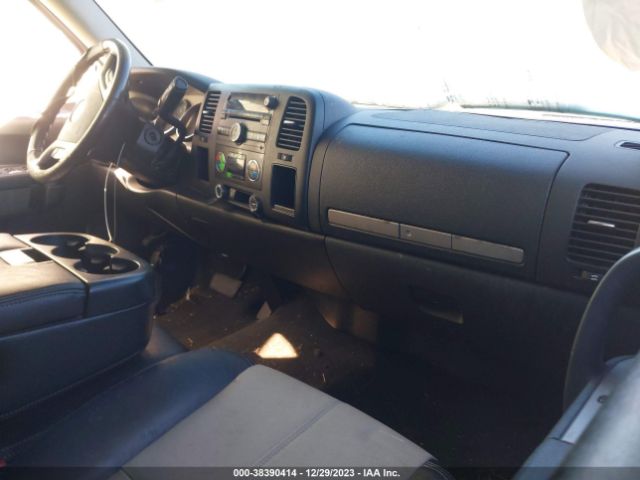 Photo 4 VIN: 3GCPCSE02DG371477 - CHEVROLET SILVERADO 