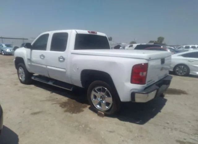 Photo 2 VIN: 3GCPCSE03BG170054 - CHEVROLET SILVERADO 1500 