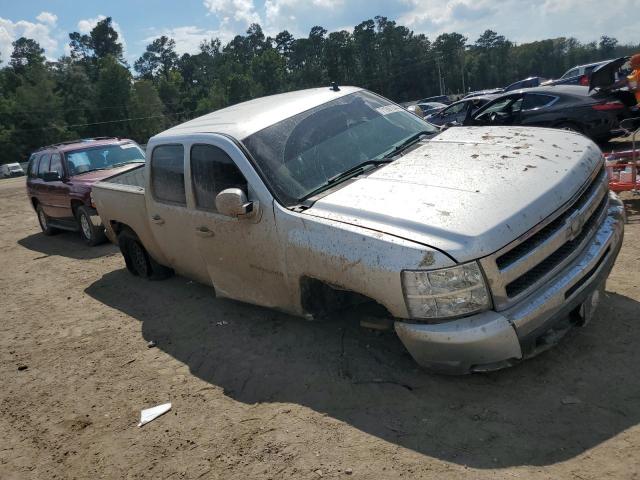 Photo 3 VIN: 3GCPCSE03BG254228 - CHEVROLET SILVERADO 