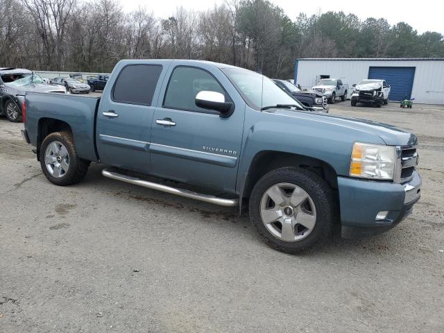 Photo 3 VIN: 3GCPCSE03BG260305 - CHEVROLET SILVERADO 