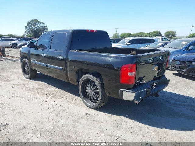 Photo 2 VIN: 3GCPCSE03BG261891 - CHEVROLET SILVERADO 