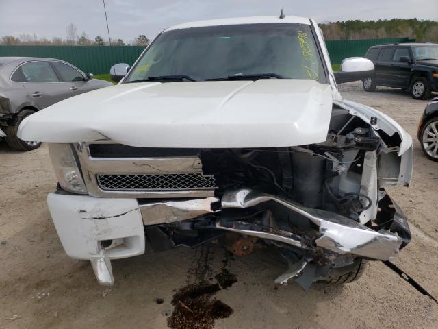 Photo 8 VIN: 3GCPCSE03BG268985 - CHEVROLET SILVERADO 