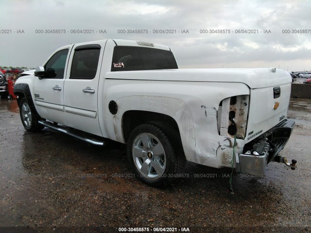 Photo 2 VIN: 3GCPCSE03BG283728 - CHEVROLET SILVERADO 1500 