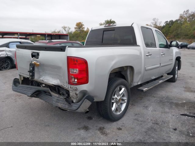 Photo 3 VIN: 3GCPCSE03CG187647 - CHEVROLET SILVERADO 