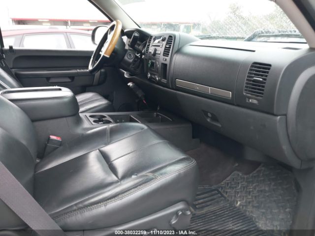 Photo 4 VIN: 3GCPCSE03CG187647 - CHEVROLET SILVERADO 