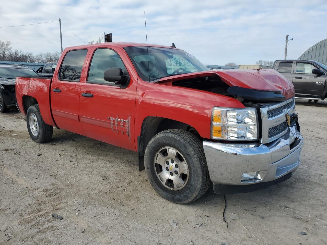 Photo 3 VIN: 3GCPCSE03CG243537 - CHEVROLET SILVERADO 