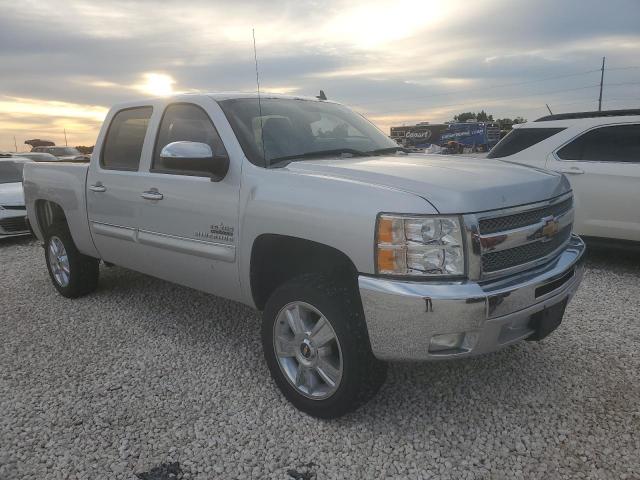 Photo 3 VIN: 3GCPCSE03DG258945 - CHEVROLET SILVERADO 