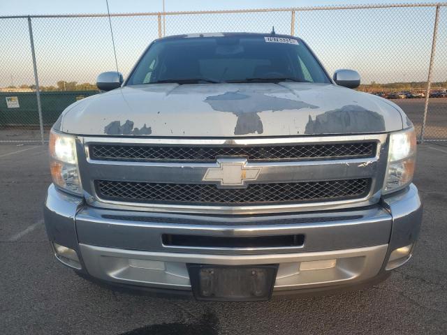 Photo 4 VIN: 3GCPCSE03DG332638 - CHEVROLET SILVERADO 