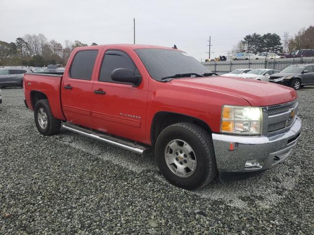 Photo 3 VIN: 3GCPCSE03DG366935 - CHEVROLET SILVERADO 