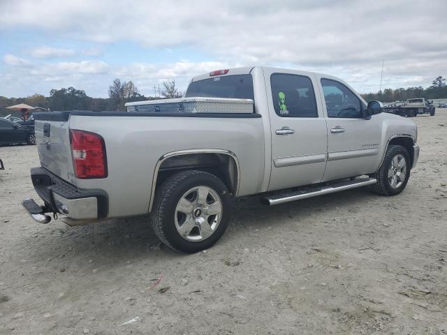 Photo 2 VIN: 3GCPCSE04BG292244 - CHEVROLET SILVERADO 