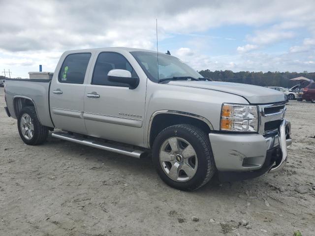 Photo 3 VIN: 3GCPCSE04BG292244 - CHEVROLET SILVERADO 