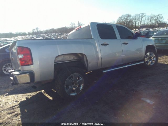 Photo 3 VIN: 3GCPCSE04BG293233 - CHEVROLET SILVERADO 1500 