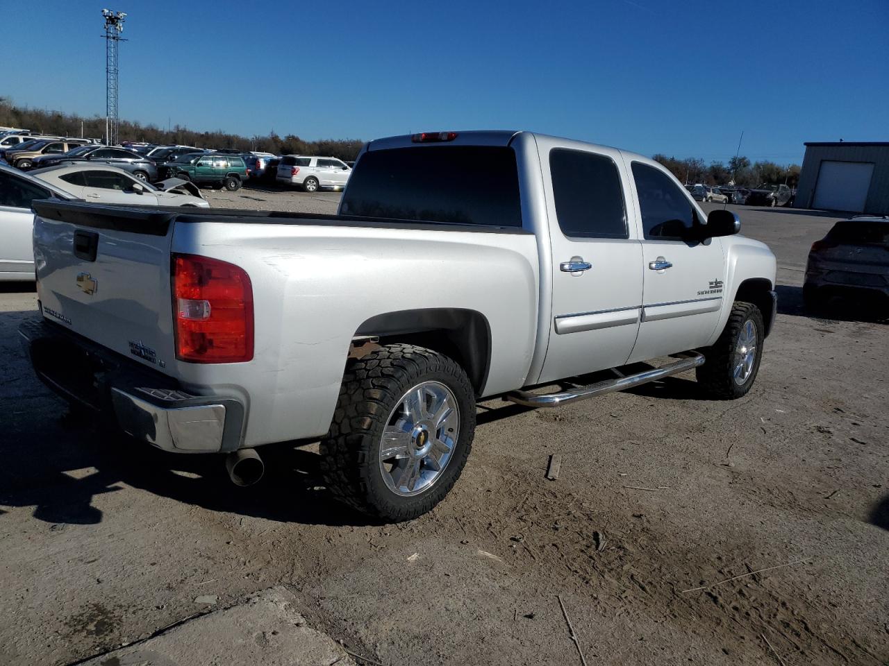 Photo 2 VIN: 3GCPCSE04CG184305 - CHEVROLET SILVERADO 