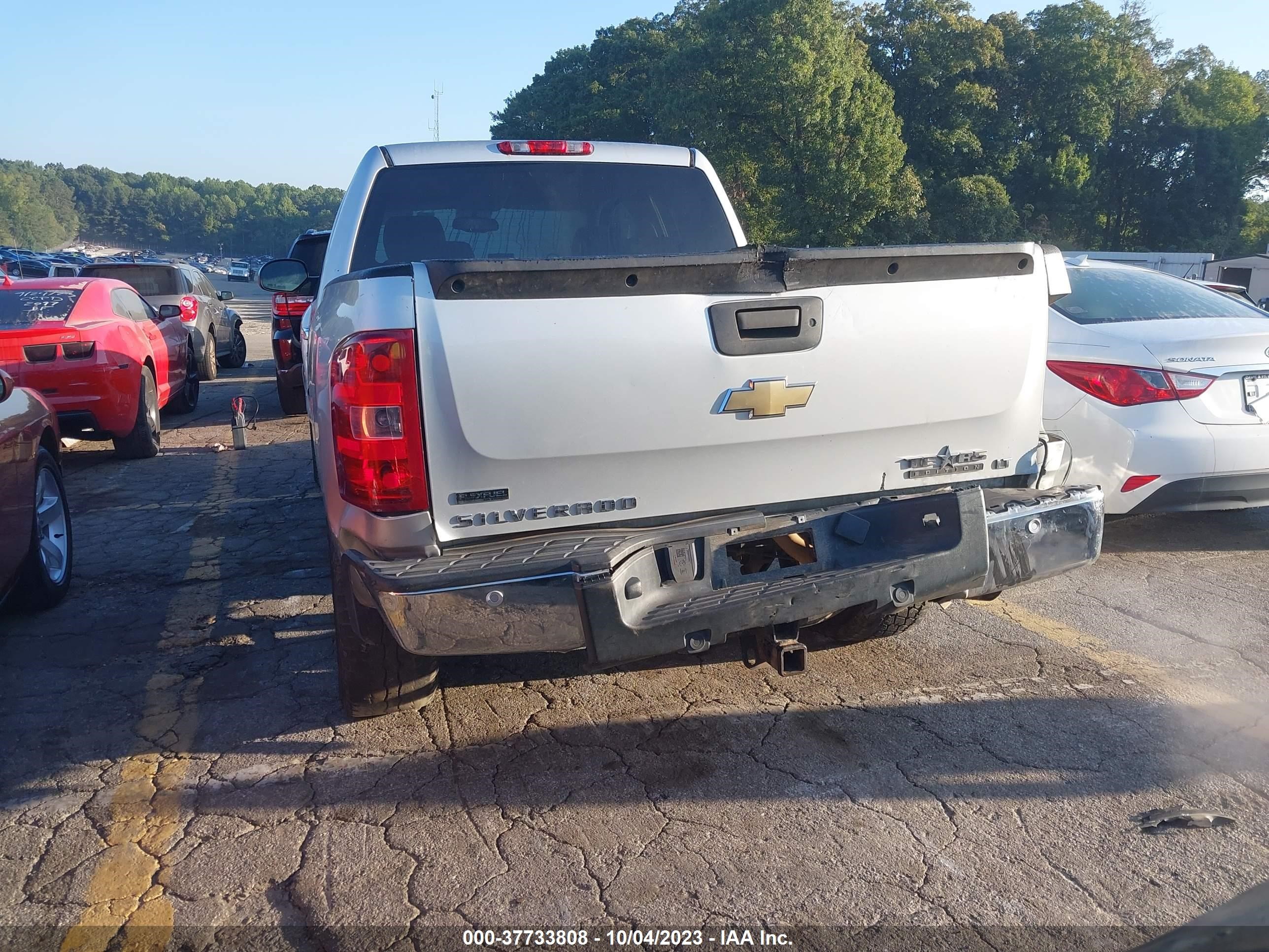 Photo 15 VIN: 3GCPCSE05BG220954 - CHEVROLET SILVERADO 