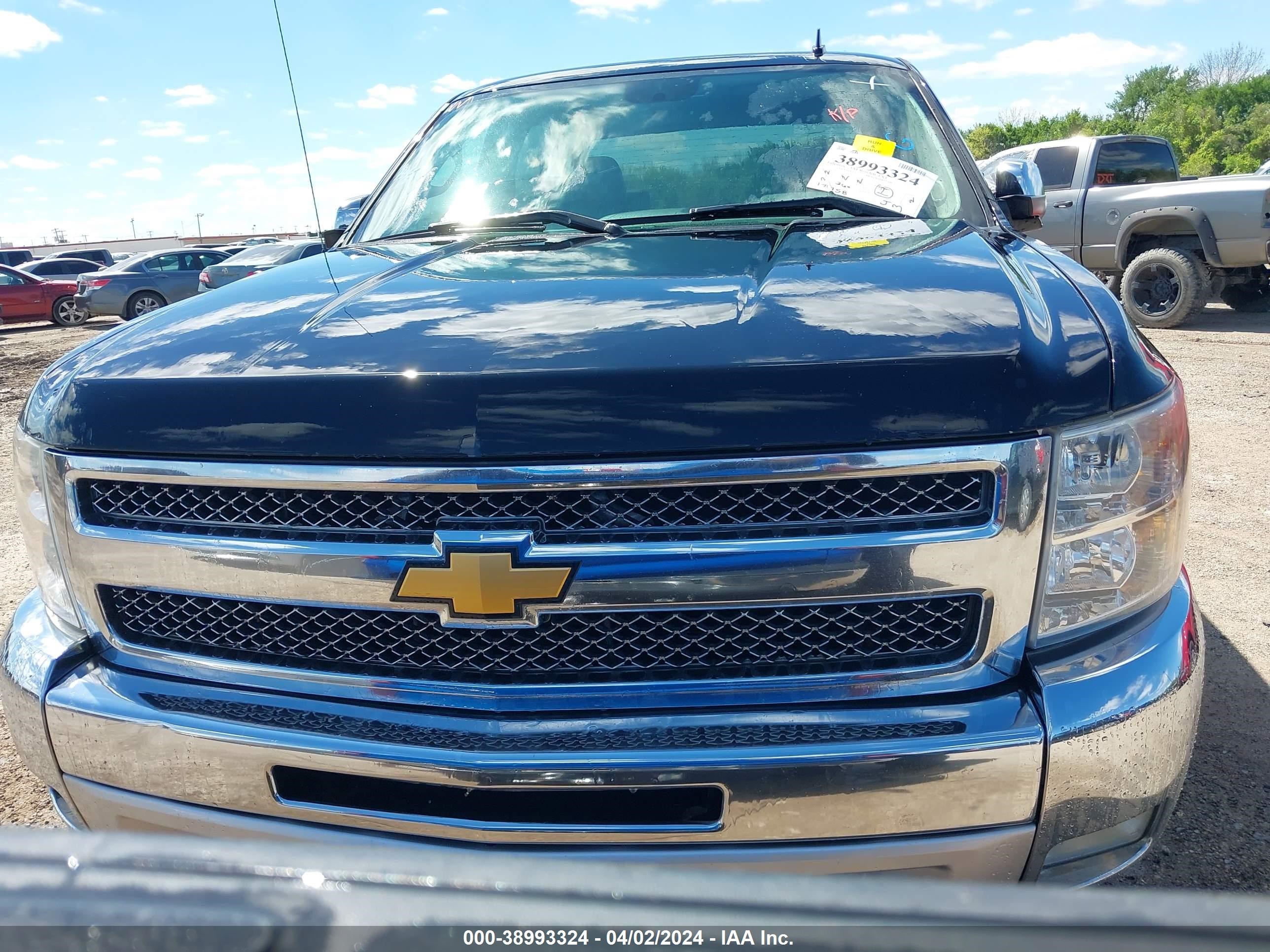 Photo 10 VIN: 3GCPCSE05DG328378 - CHEVROLET SILVERADO 