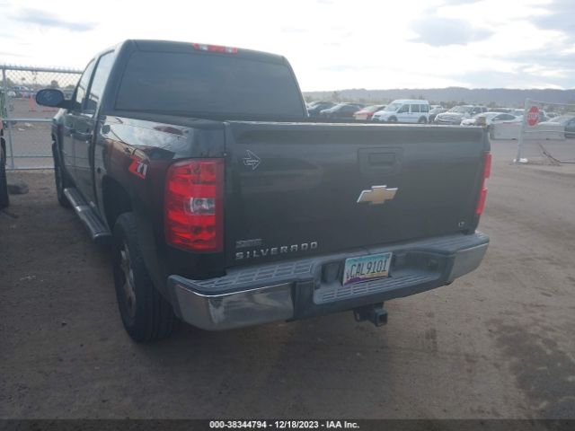 Photo 2 VIN: 3GCPCSE06BG157072 - CHEVROLET SILVERADO 