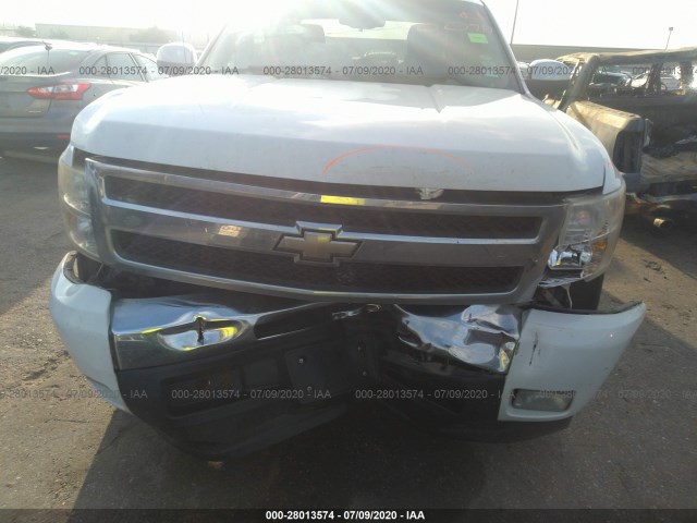 Photo 5 VIN: 3GCPCSE06BG221563 - CHEVROLET SILVERADO 1500 