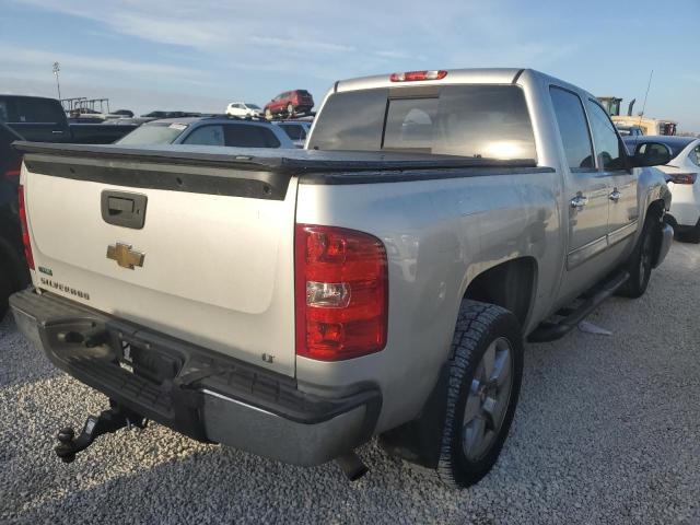 Photo 3 VIN: 3GCPCSE06BG323039 - CHEVROLET SILVERADO 