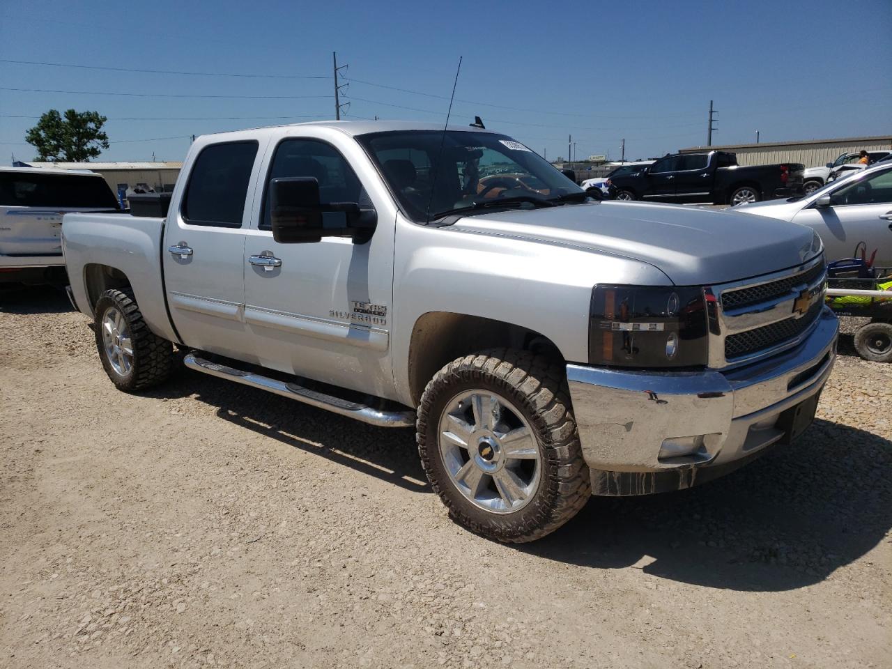 Photo 3 VIN: 3GCPCSE06DG115939 - CHEVROLET SILVERADO 