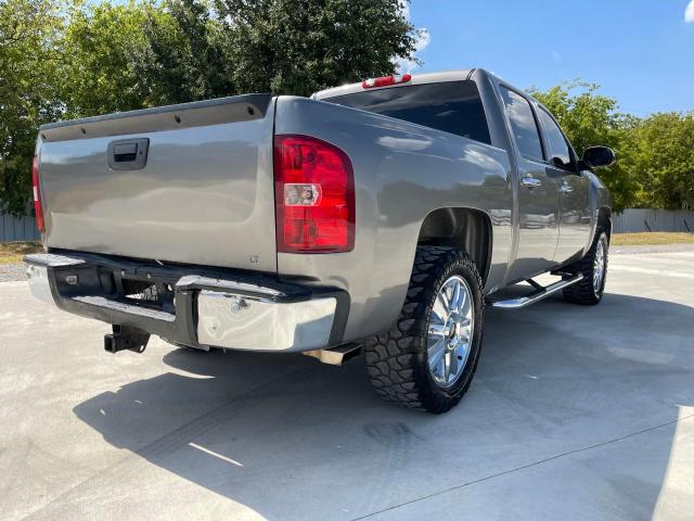 Photo 3 VIN: 3GCPCSE06DG126830 - CHEVROLET SILVERADO 