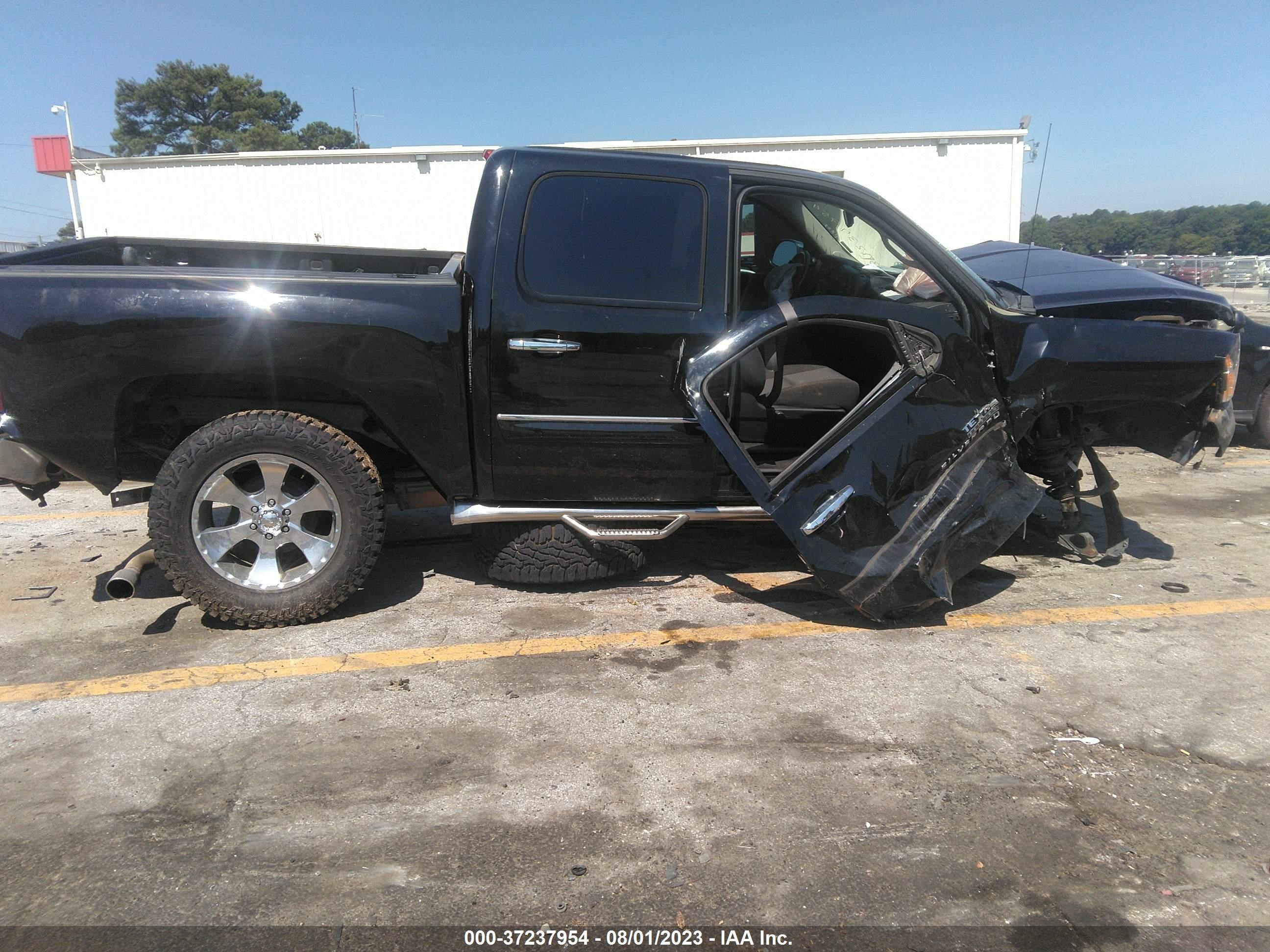 Photo 12 VIN: 3GCPCSE06DG167717 - CHEVROLET SILVERADO 