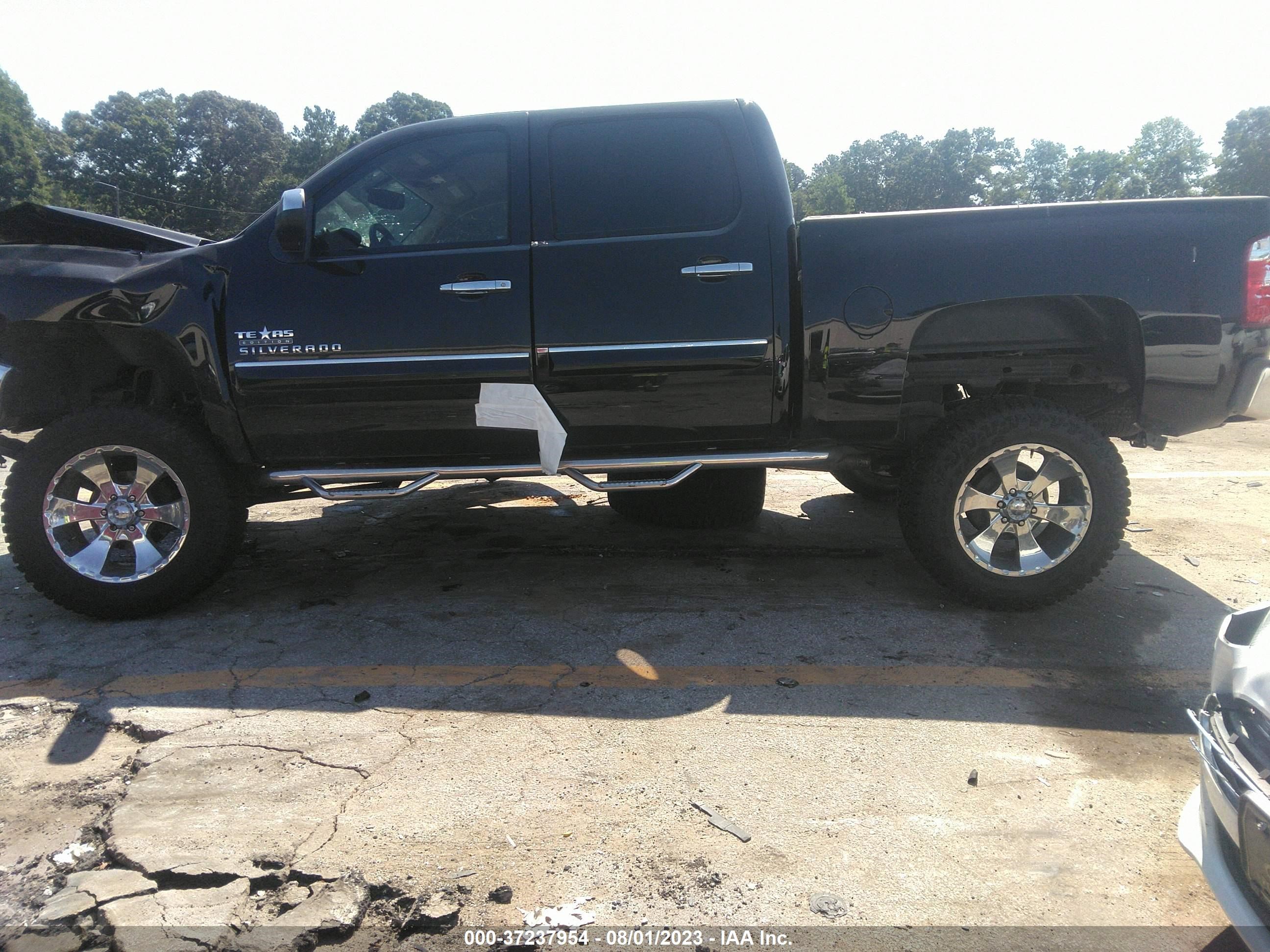 Photo 13 VIN: 3GCPCSE06DG167717 - CHEVROLET SILVERADO 