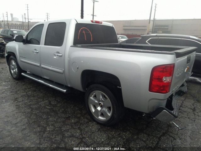 Photo 2 VIN: 3GCPCSE06DG302761 - CHEVROLET SILVERADO 1500 