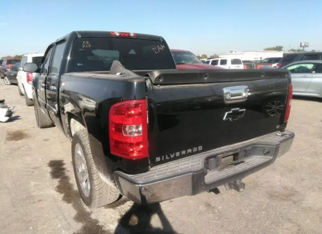 Photo 2 VIN: 3GCPCSE06DG372695 - CHEVROLET SILVERADO 1500 