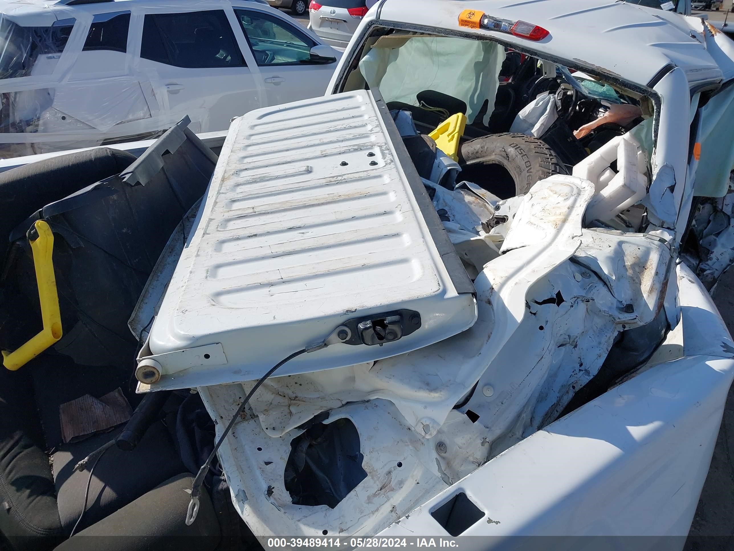 Photo 11 VIN: 3GCPCSE07CG201212 - CHEVROLET SILVERADO 