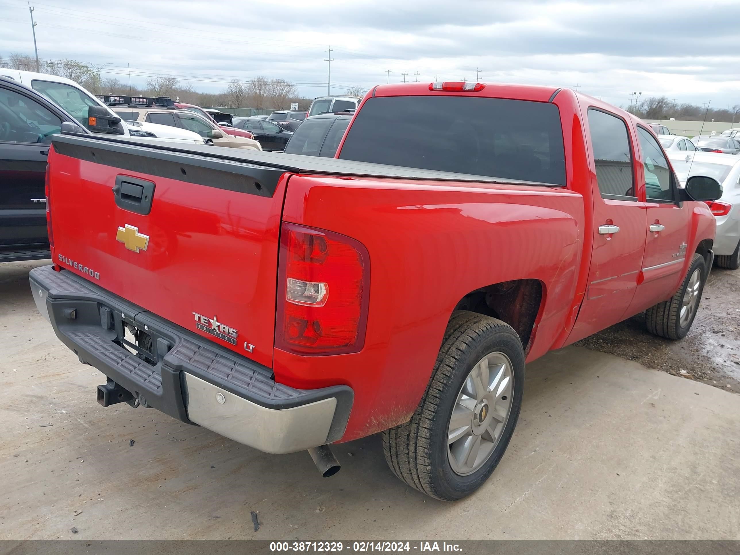 Photo 3 VIN: 3GCPCSE07CG303240 - CHEVROLET SILVERADO 