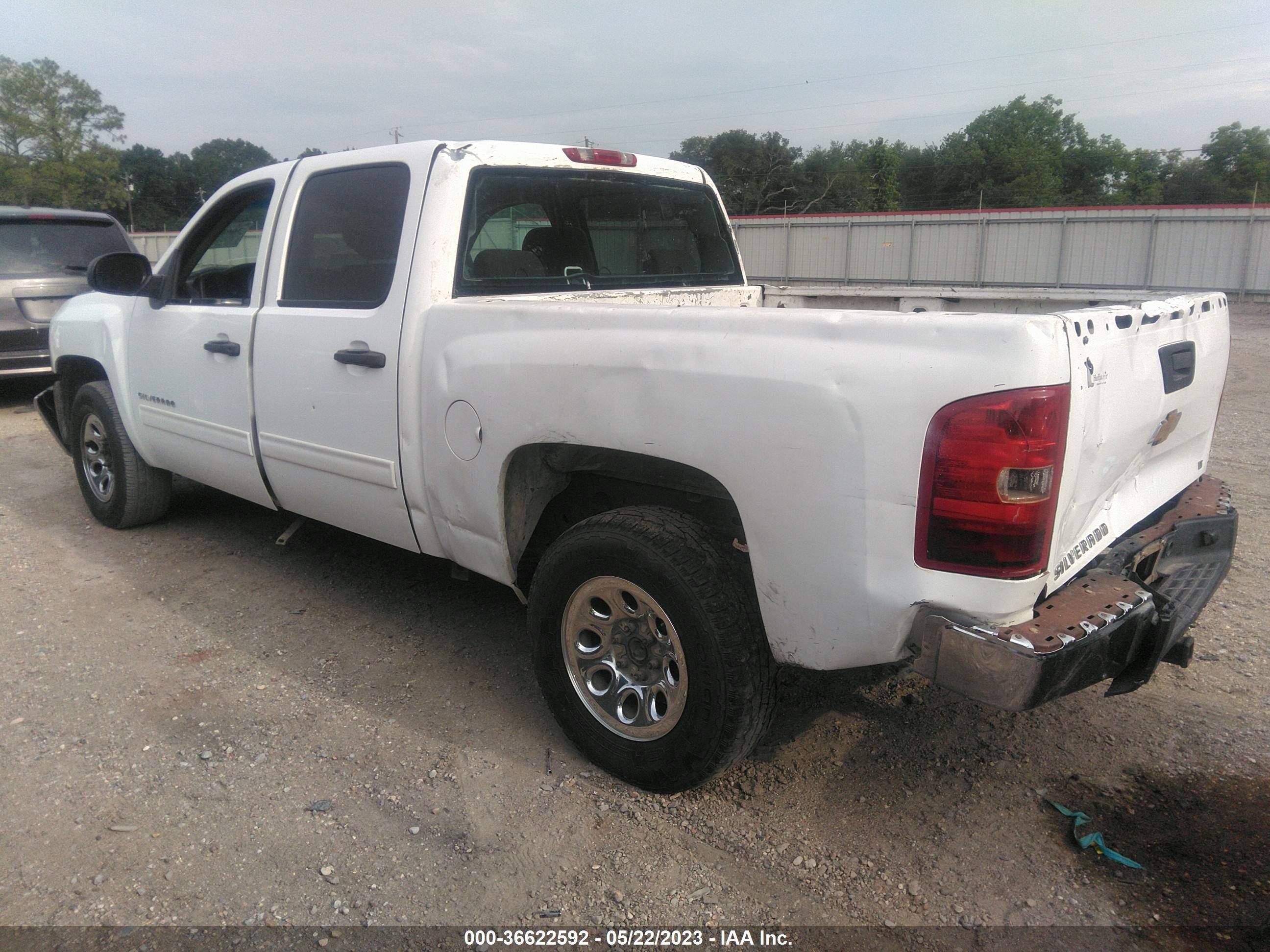 Photo 2 VIN: 3GCPCSE07DG156788 - CHEVROLET SILVERADO 