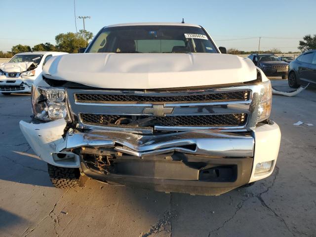 Photo 4 VIN: 3GCPCSE09BG182211 - CHEVROLET SILVERADO 