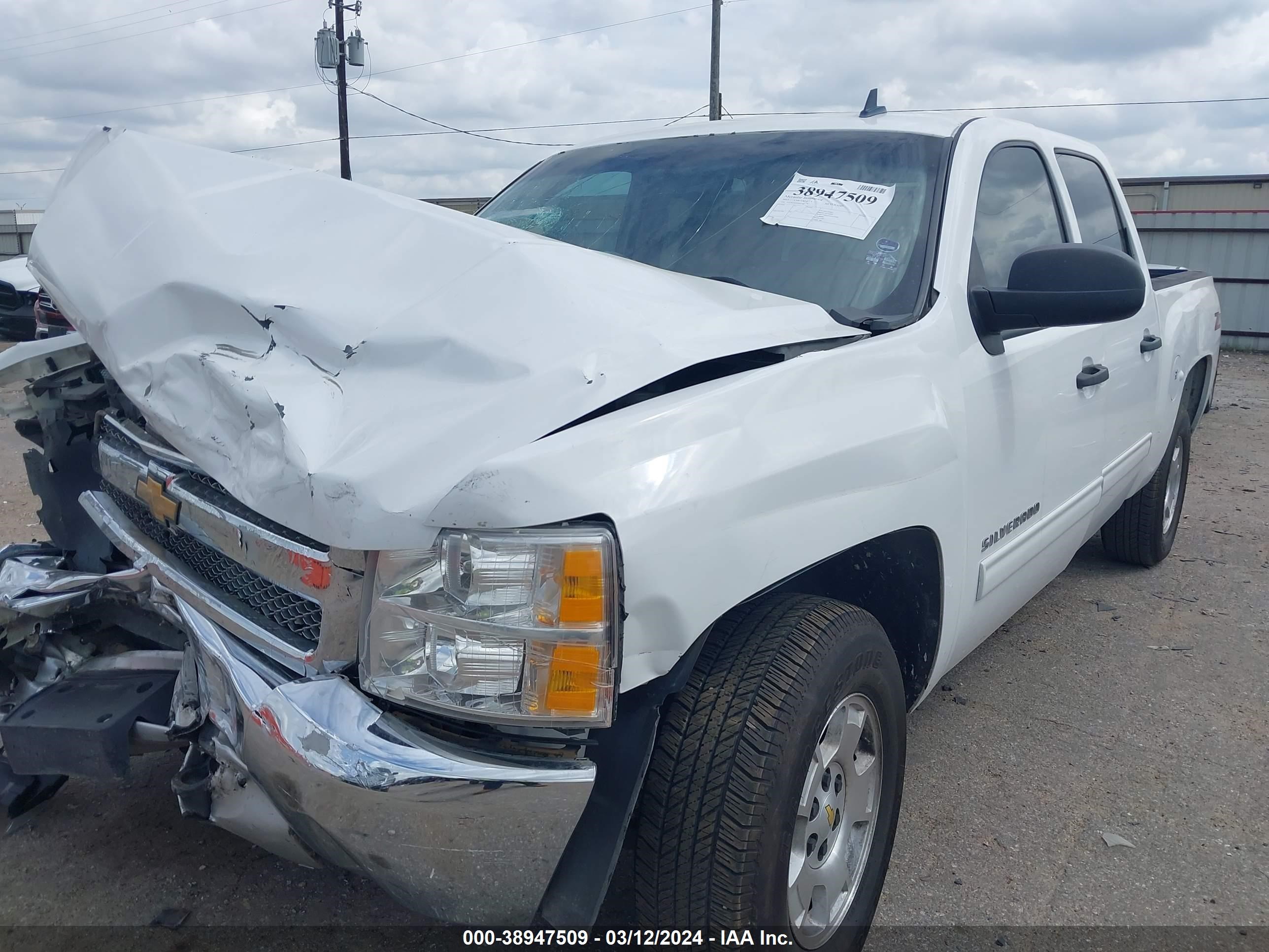 Photo 1 VIN: 3GCPCSE09DG281159 - CHEVROLET SILVERADO 