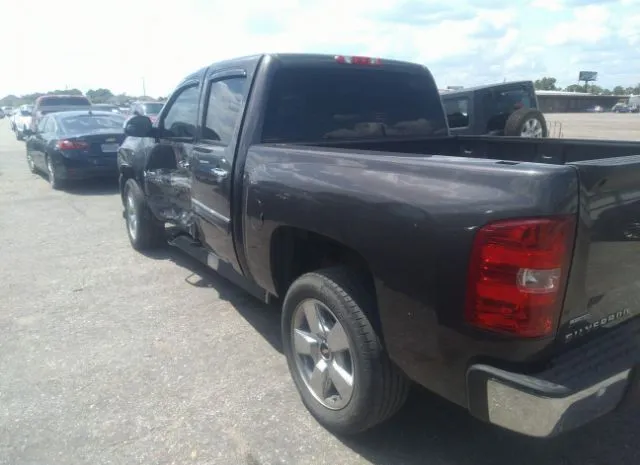 Photo 2 VIN: 3GCPCSE0XBG299490 - CHEVROLET SILVERADO 1500 