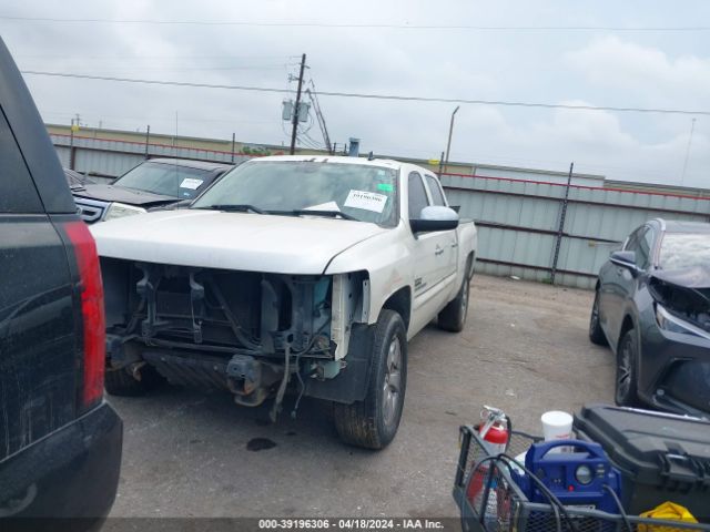 Photo 1 VIN: 3GCPCSE0XBG320113 - CHEVROLET SILVERADO 1500 