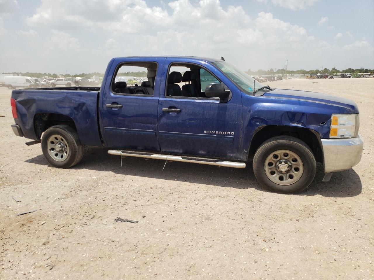 Photo 3 VIN: 3GCPCSEA9DG155702 - CHEVROLET SILVERADO 