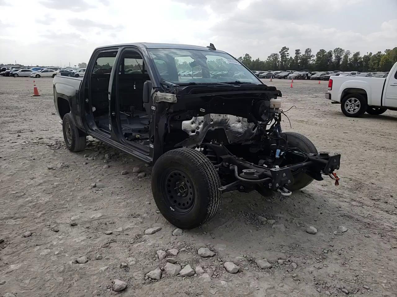 Photo 10 VIN: 3GCPCSEC0JG631610 - CHEVROLET SILVERADO 