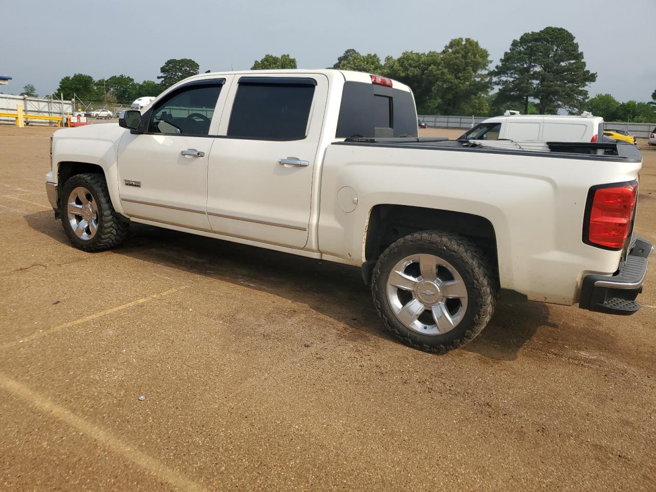 Photo 1 VIN: 3GCPCSEC2EG431317 - CHEVROLET SILVERADO 