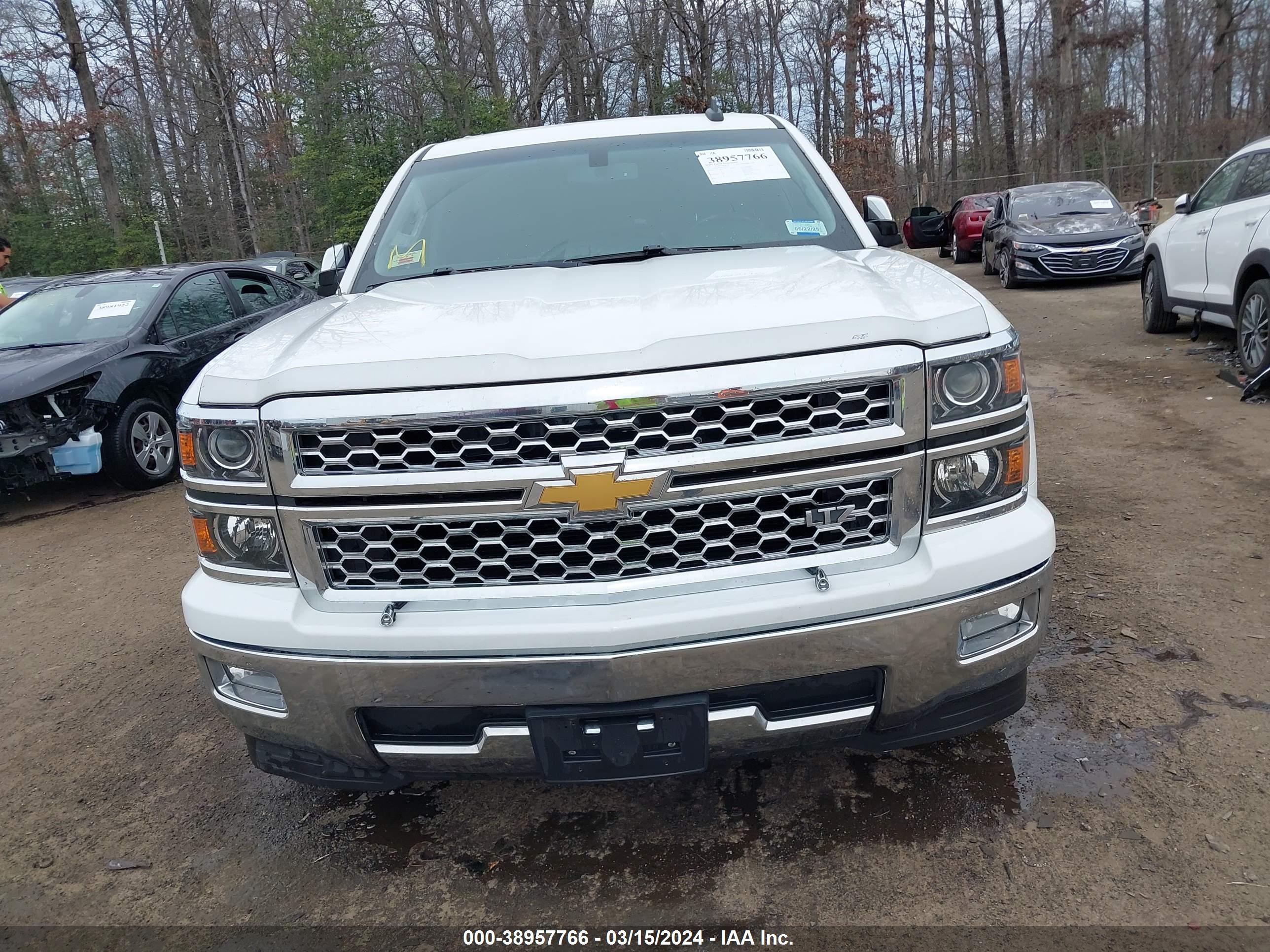 Photo 11 VIN: 3GCPCSEC2FG263955 - CHEVROLET SILVERADO 