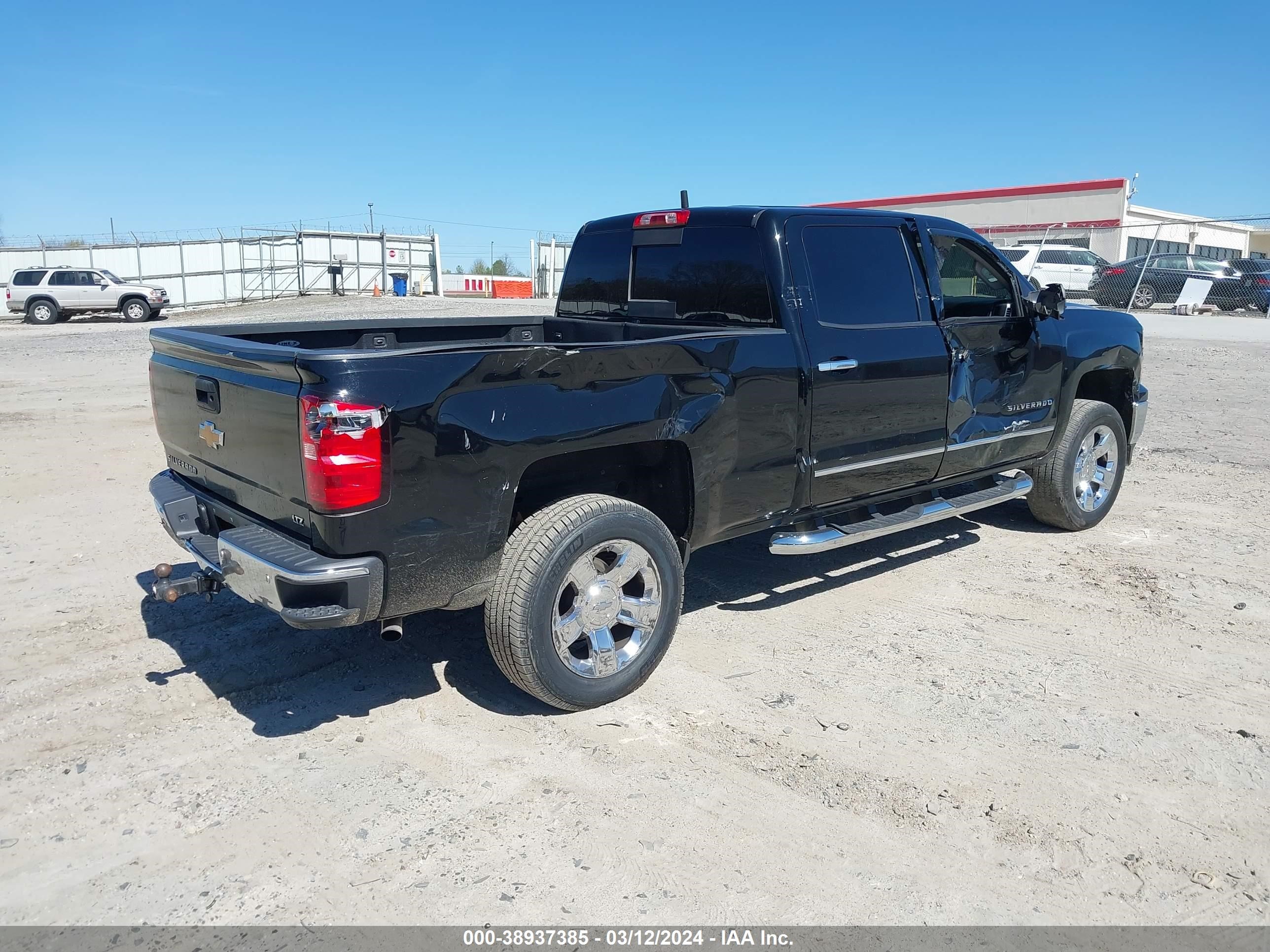 Photo 3 VIN: 3GCPCSEC9EG244771 - CHEVROLET SILVERADO 