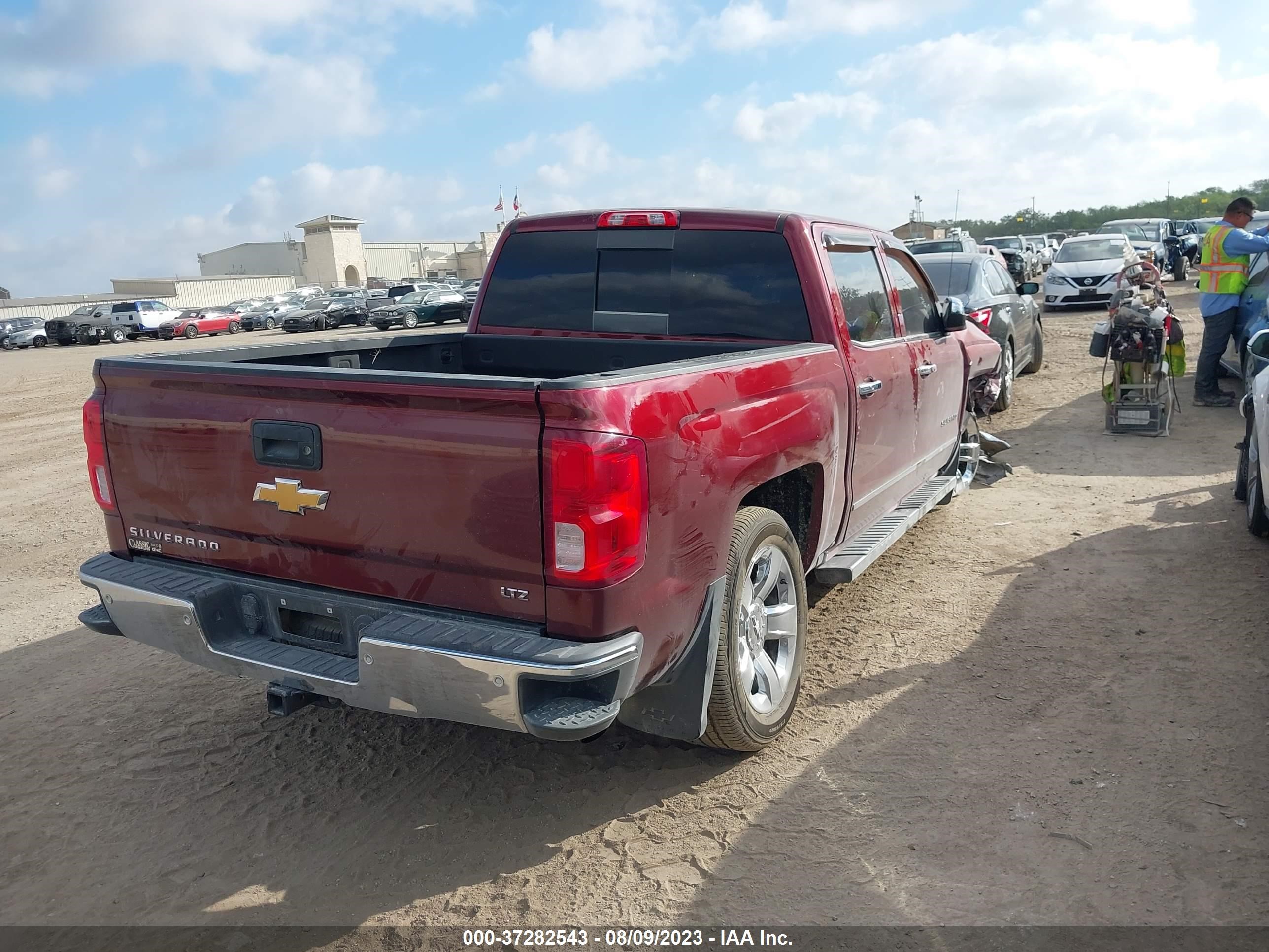 Photo 3 VIN: 3GCPCSEJ0HG350514 - CHEVROLET SILVERADO 