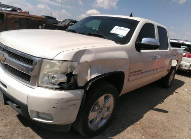 Photo 1 VIN: 3GCPCTE09BG157539 - CHEVROLET SILVERADO 1500 