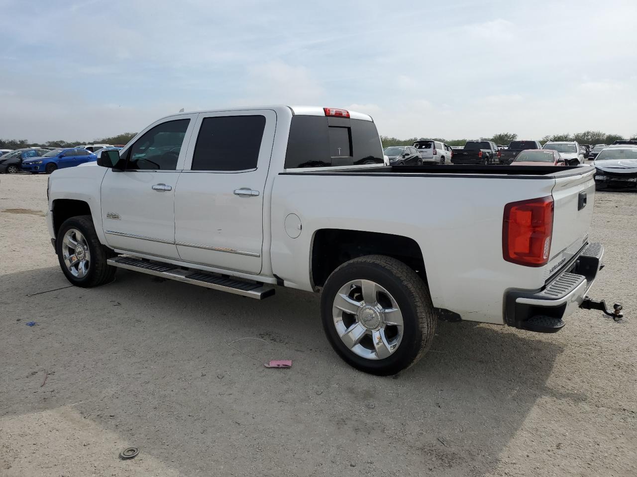 Photo 1 VIN: 3GCPCTEC2JG159903 - CHEVROLET SILVERADO 