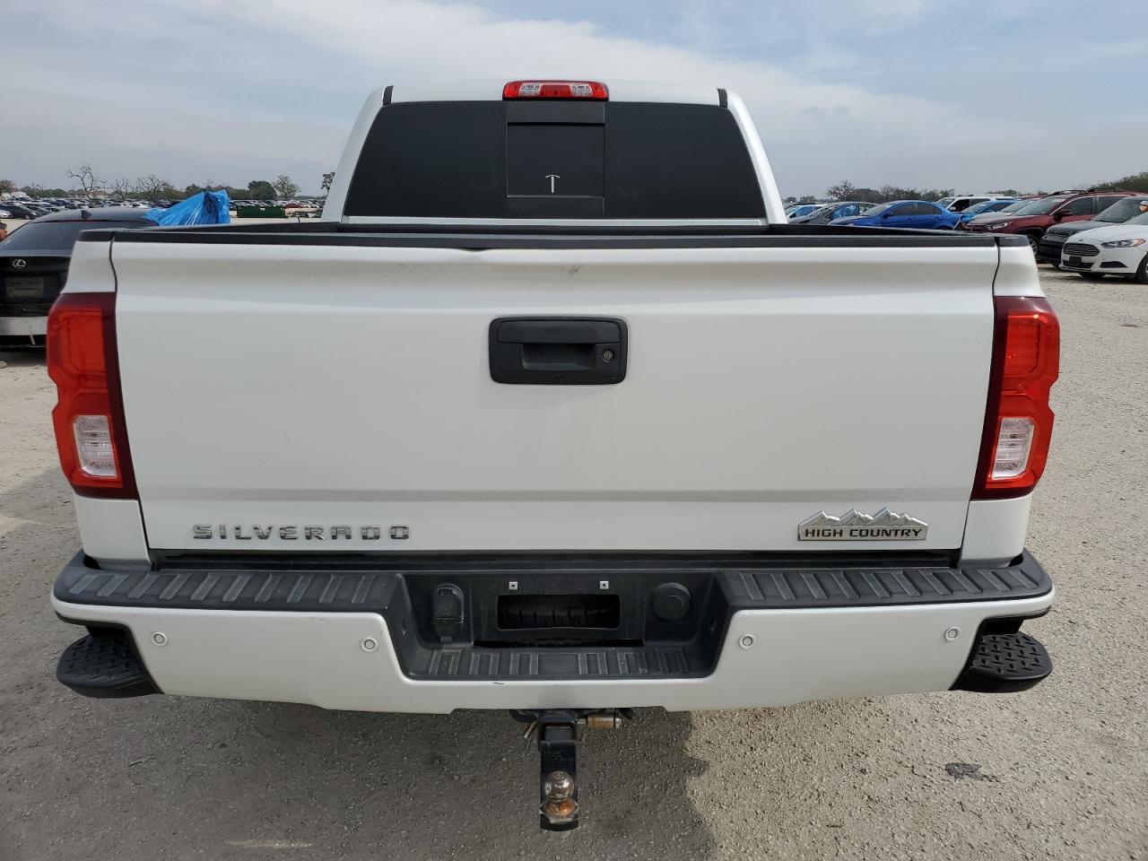 Photo 5 VIN: 3GCPCTEC2JG159903 - CHEVROLET SILVERADO 