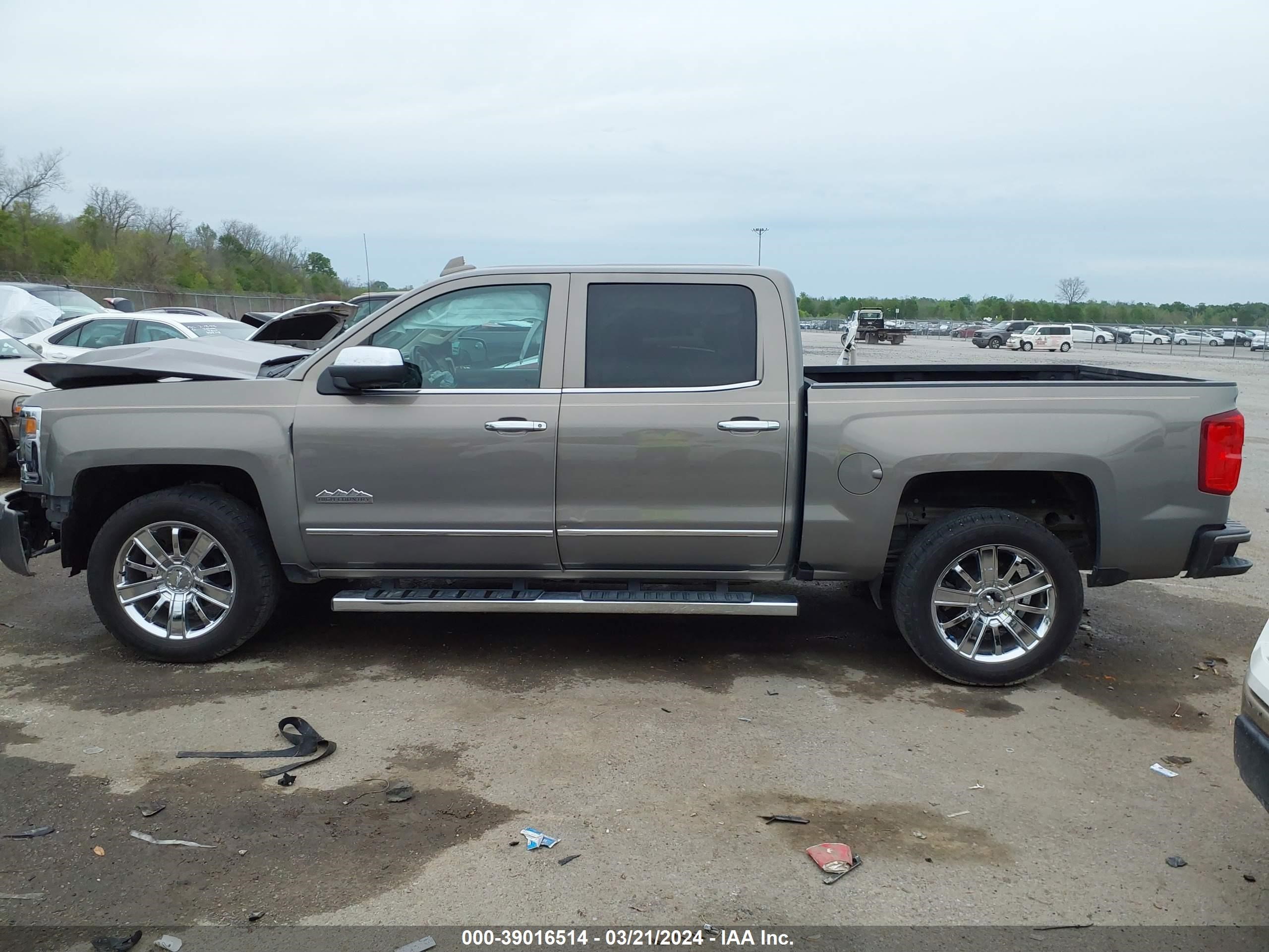 Photo 13 VIN: 3GCPCTEC5HG377733 - CHEVROLET SILVERADO 