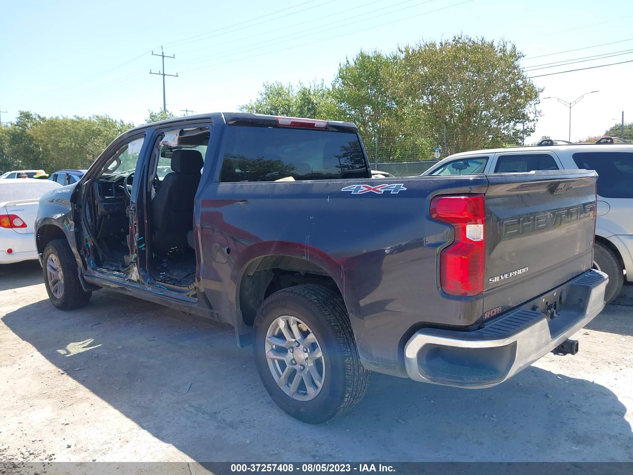 Photo 2 VIN: 3GCPDKEK4PG252896 - CHEVROLET SILVERADO 