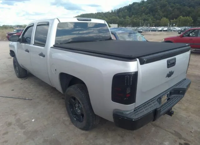 Photo 2 VIN: 3GCPKPEA2CG220839 - CHEVROLET SILVERADO 1500 