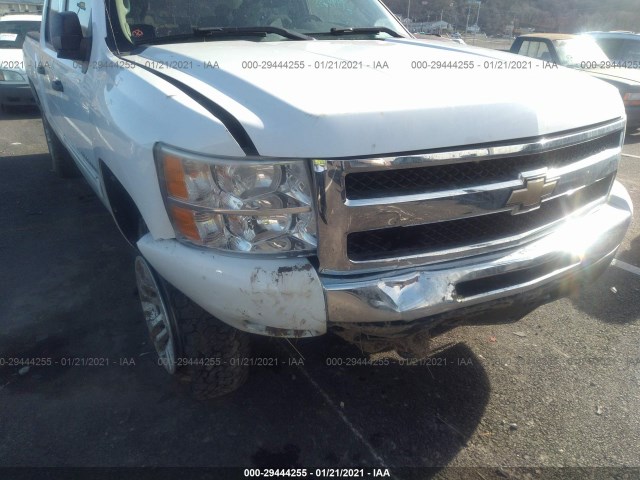 Photo 5 VIN: 3GCPKSE30BG250800 - CHEVROLET SILVERADO 1500 